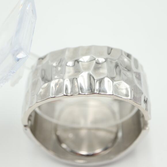 Peck & Peck Womens Cuff Watch 46mm Black Pebble Silver Tone w New Battery - Picture 11 of 12